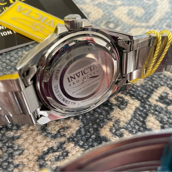 Womens INVICTA Pro Diver Stainless Steel, Black Dial NEW IN BOX - Picture 6 of 6